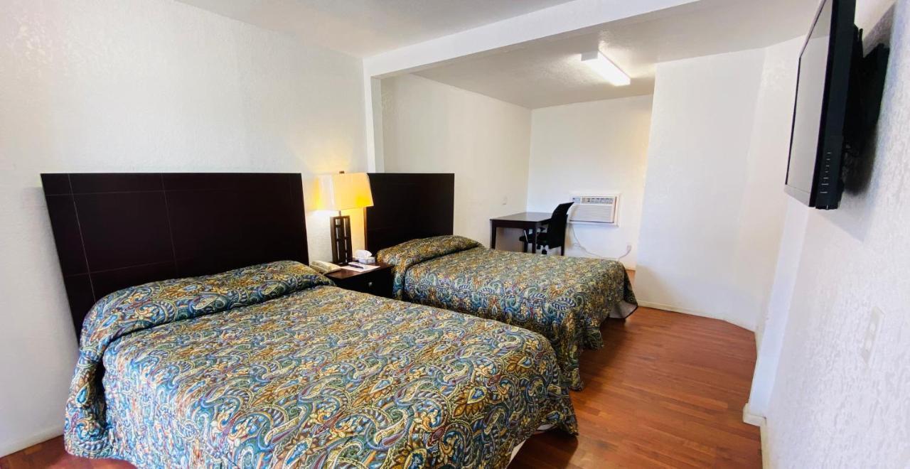 Budget Inn & Suites Freer 外观 照片