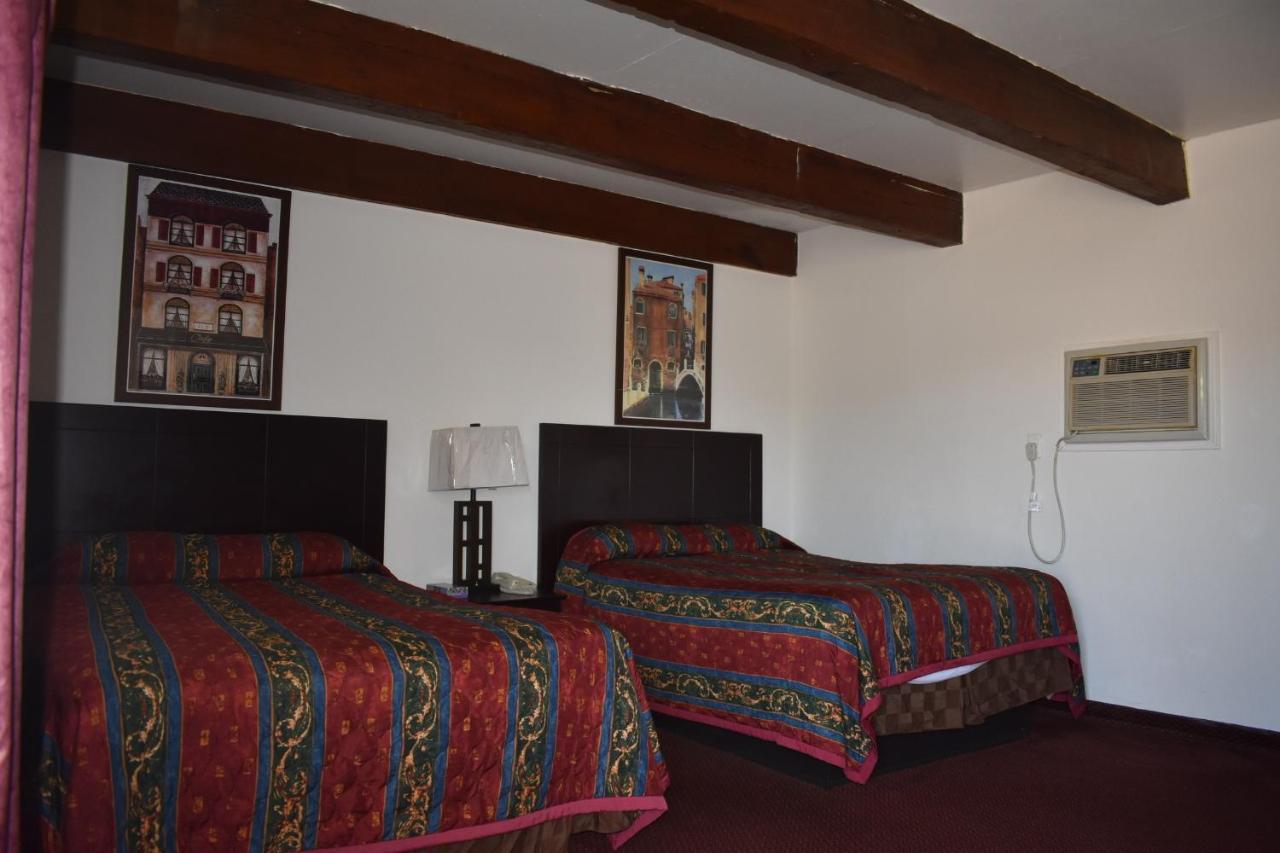 Budget Inn & Suites Freer 外观 照片